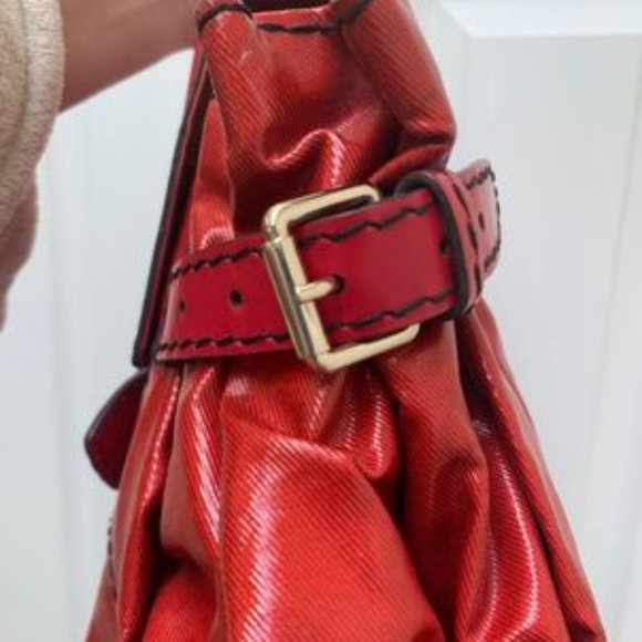 Gucci Red Coated Canvas and Leather Large Dialux Queen Bow Tote Bag - Picture 6 of 15